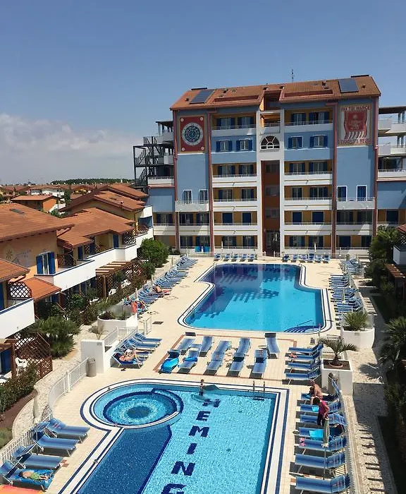 Villaggio Hemingway - Family Aparthotel-1
